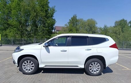 Mitsubishi Pajero Sport III рестайлинг, 2017 год, 3 050 000 рублей, 2 фотография