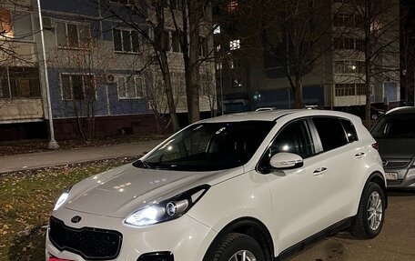 KIA Sportage IV рестайлинг, 2018 год, 1 850 000 рублей, 4 фотография