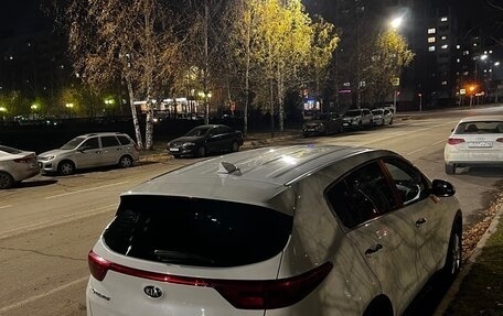 KIA Sportage IV рестайлинг, 2018 год, 1 850 000 рублей, 5 фотография