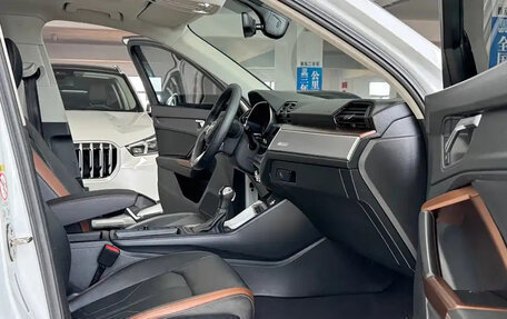 Audi Q3, 2022 год, 2 290 000 рублей, 10 фотография