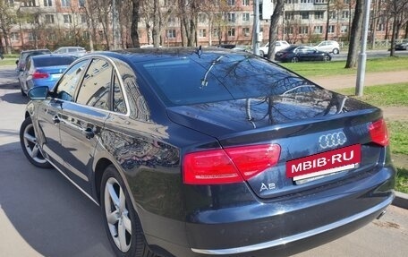 Audi A8, 2011 год, 1 600 000 рублей, 6 фотография