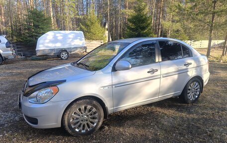 Hyundai Verna II, 2006 год, 490 000 рублей, 3 фотография