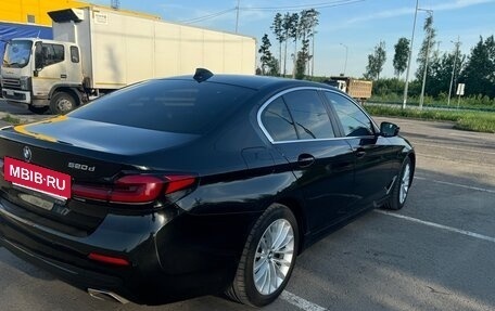 BMW 5 серия, 2021 год, 3 900 000 рублей, 4 фотография