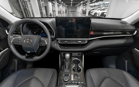 Toyota Highlander, 2026 год, 5 190 000 рублей, 8 фотография