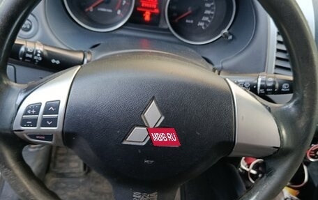 Mitsubishi Outlander III рестайлинг 3, 2010 год, 950 000 рублей, 9 фотография