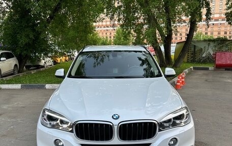 BMW X5, 2017 год, 2 770 000 рублей, 3 фотография