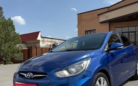 Hyundai Solaris II рестайлинг, 2012 год, 795 000 рублей, 3 фотография