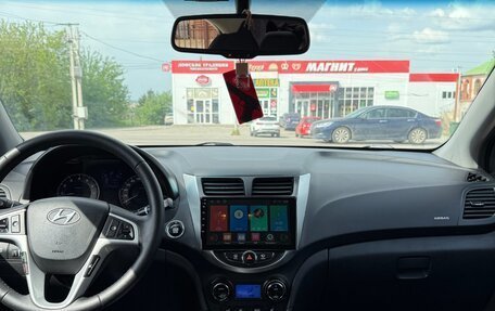 Hyundai Solaris II рестайлинг, 2012 год, 795 000 рублей, 23 фотография