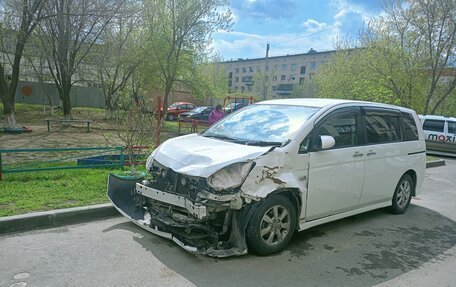 Toyota ISis I, 2010 год, 700 000 рублей, 18 фотография