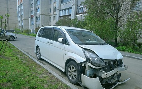 Toyota ISis I, 2010 год, 700 000 рублей, 21 фотография