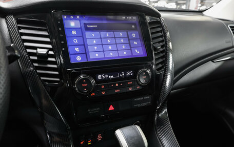 Mitsubishi Pajero Sport III рестайлинг, 2018 год, 3 398 000 рублей, 9 фотография