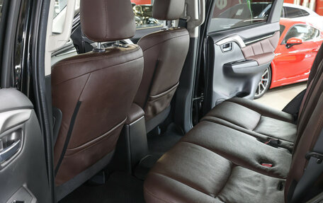 Mitsubishi Pajero Sport III рестайлинг, 2018 год, 3 398 000 рублей, 4 фотография