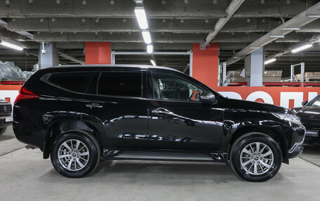 Mitsubishi Pajero Sport III рестайлинг, 2018 год, 3 398 000 рублей, 16 фотография
