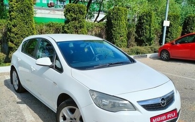 Opel Astra J, 2012 год, 750 000 рублей, 1 фотография