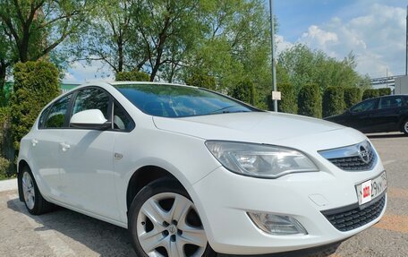 Opel Astra J, 2012 год, 750 000 рублей, 8 фотография