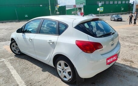 Opel Astra J, 2012 год, 750 000 рублей, 3 фотография