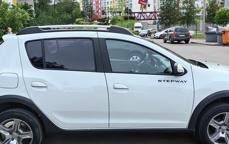 Renault Sandero II рестайлинг, 2021 год, 1 600 000 рублей, 4 фотография