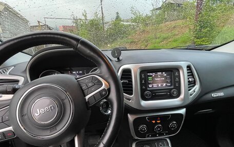 Jeep Compass II, 2018 год, 2 395 000 рублей, 12 фотография
