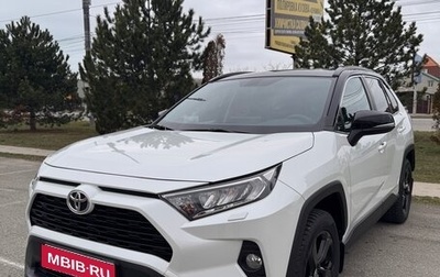Toyota RAV4, 2021 год, 4 100 000 рублей, 1 фотография