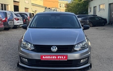 Volkswagen Polo VI (EU Market), 2018 год, 1 250 000 рублей, 1 фотография