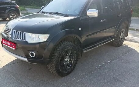 Mitsubishi Pajero Sport II рестайлинг, 2013 год, 1 700 000 рублей, 1 фотография