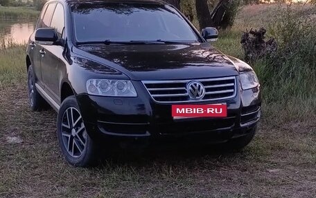 Volkswagen Touareg III, 2005 год, 1 050 000 рублей, 1 фотография