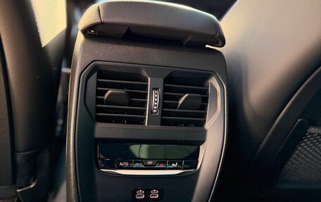 BMW 3 серия, 2021 год, 3 950 000 рублей, 14 фотография