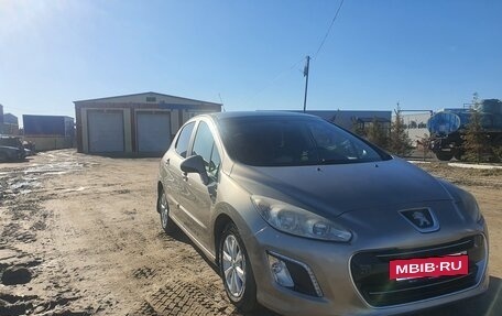 Peugeot 308 II, 2011 год, 570 000 рублей, 3 фотография