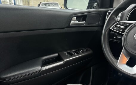 KIA Sportage IV рестайлинг, 2020 год, 2 150 000 рублей, 12 фотография