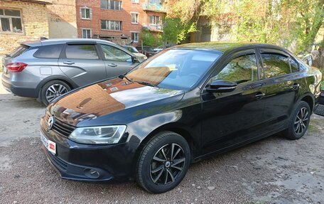 Volkswagen Jetta VI, 2013 год, 815 000 рублей, 21 фотография