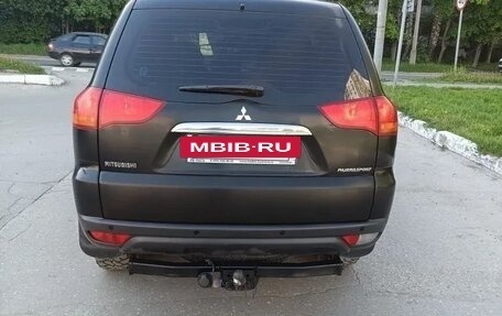 Mitsubishi Pajero Sport II рестайлинг, 2013 год, 1 700 000 рублей, 3 фотография