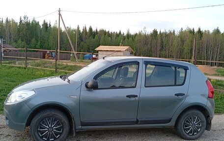 Renault Sandero I, 2011 год, 585 000 рублей, 2 фотография