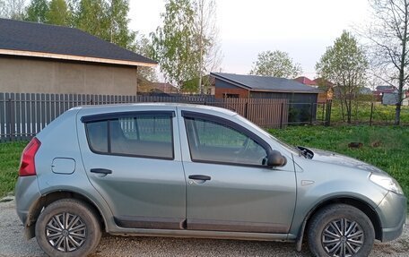 Renault Sandero I, 2011 год, 585 000 рублей, 3 фотография