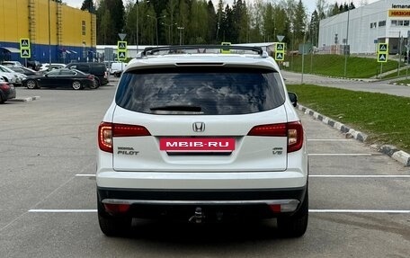 Honda Pilot III рестайлинг, 2016 год, 2 900 000 рублей, 6 фотография