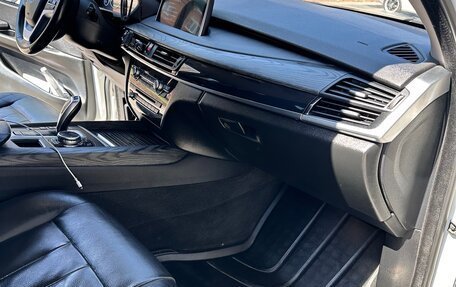 BMW X5, 2015 год, 2 700 000 рублей, 11 фотография
