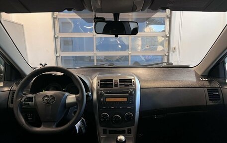 Toyota Corolla, 2011 год, 836 000 рублей, 9 фотография