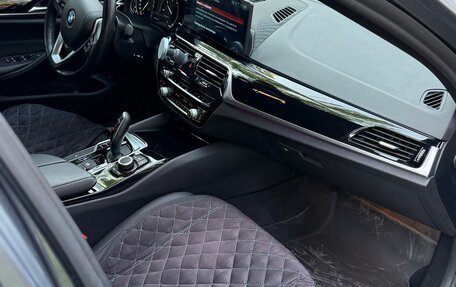 BMW 5 серия, 2018 год, 3 290 000 рублей, 9 фотография