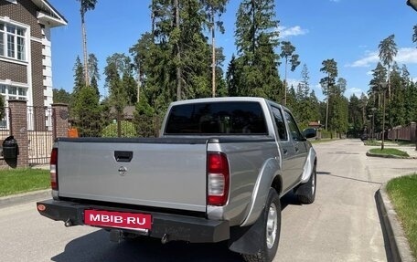 Nissan NP300, 2012 год, 855 000 рублей, 4 фотография