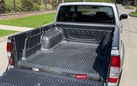 Nissan NP300, 2012 год, 855 000 рублей, 6 фотография