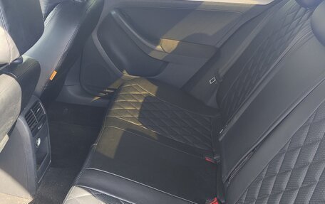 Volkswagen Jetta VI, 2011 год, 801 000 рублей, 9 фотография