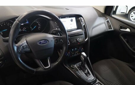 Ford Focus III, 2017 год, 1 091 000 рублей, 6 фотография