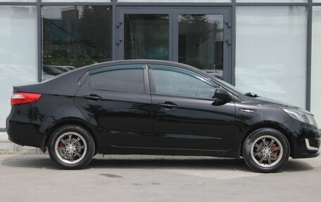 KIA Rio III рестайлинг, 2013 год, 860 000 рублей, 5 фотография