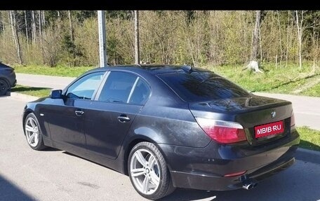 BMW 5 серия, 2004 год, 1 100 000 рублей, 1 фотография
