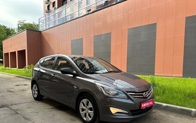 Hyundai Solaris II рестайлинг, 2015 год, 920 000 рублей, 1 фотография