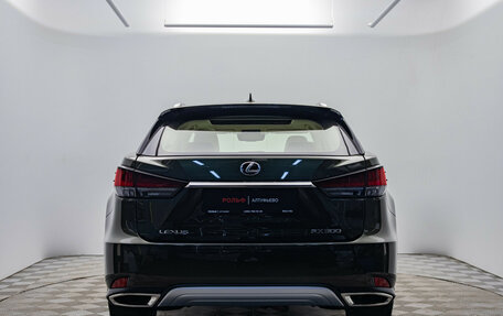 Lexus RX IV рестайлинг, 2021 год, 6 420 000 рублей, 4 фотография