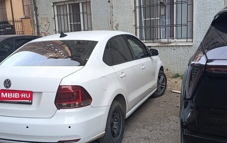 Volkswagen Polo VI (EU Market), 2018 год, 700 000 рублей, 3 фотография