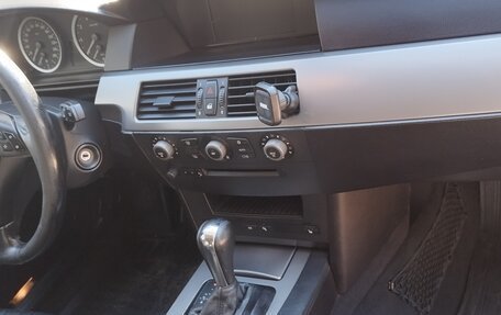 BMW 5 серия, 2004 год, 1 100 000 рублей, 11 фотография