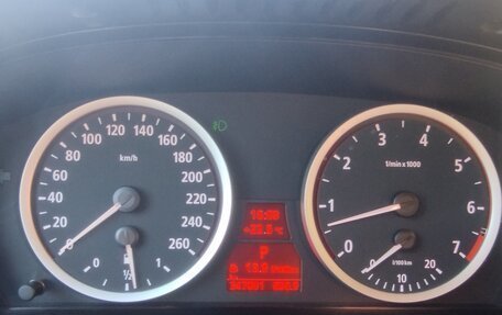 BMW 5 серия, 2004 год, 1 100 000 рублей, 18 фотография