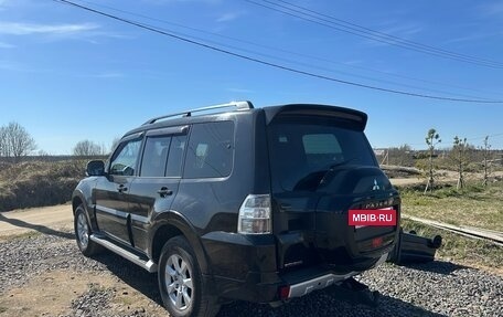 Mitsubishi Pajero IV, 2015 год, 2 200 000 рублей, 4 фотография