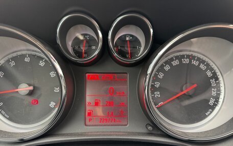 Opel Astra J, 2013 год, 995 000 рублей, 16 фотография